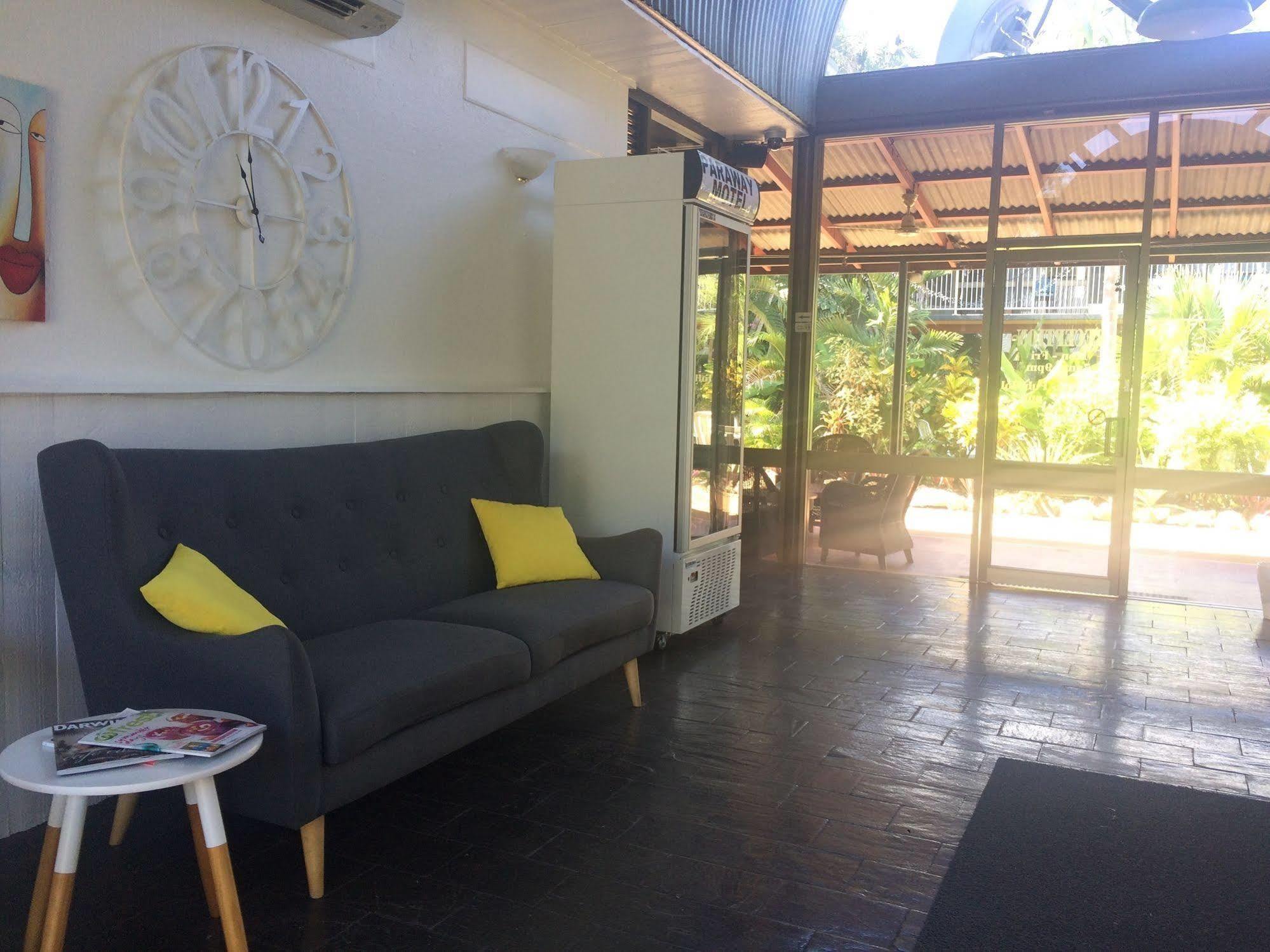 Paraway Motel แคทเทอรีน ภายนอก รูปภาพ