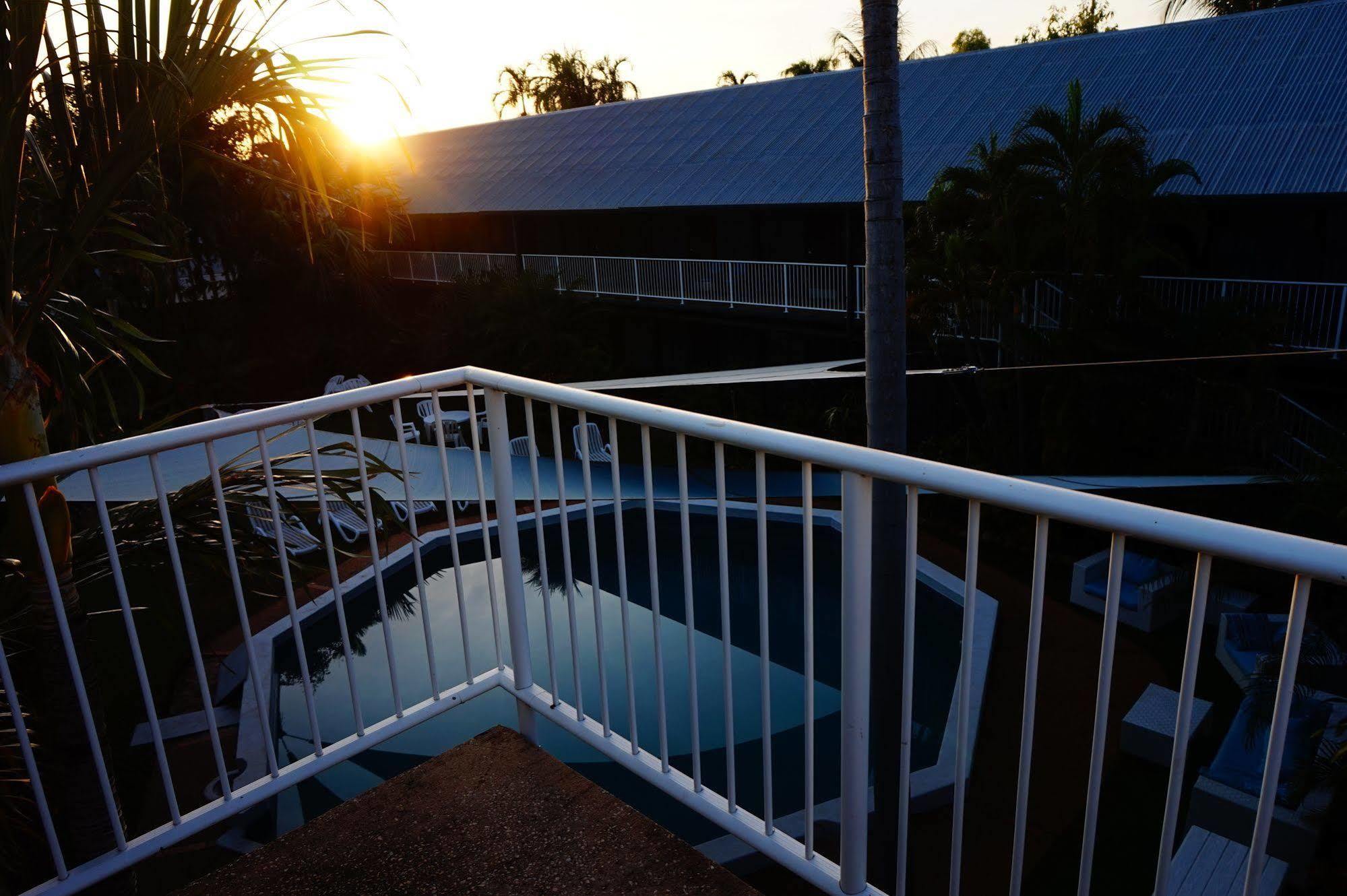 Paraway Motel แคทเทอรีน ภายนอก รูปภาพ